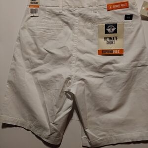Dockers Men's White Ultimate Shorts